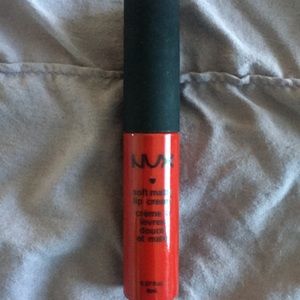 Multiple colors NYX soft matte lipsticks